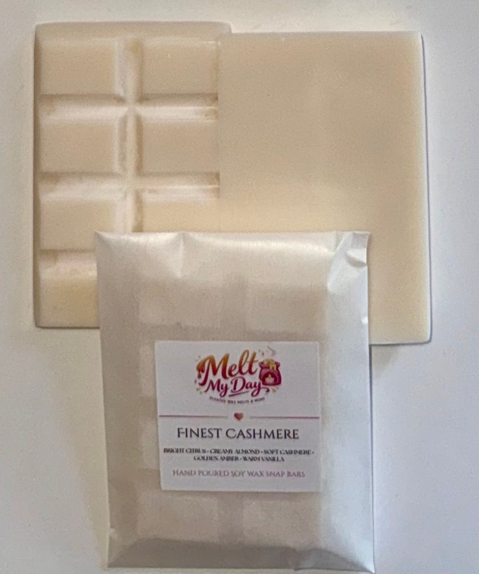 Finest Cashmere snap bar