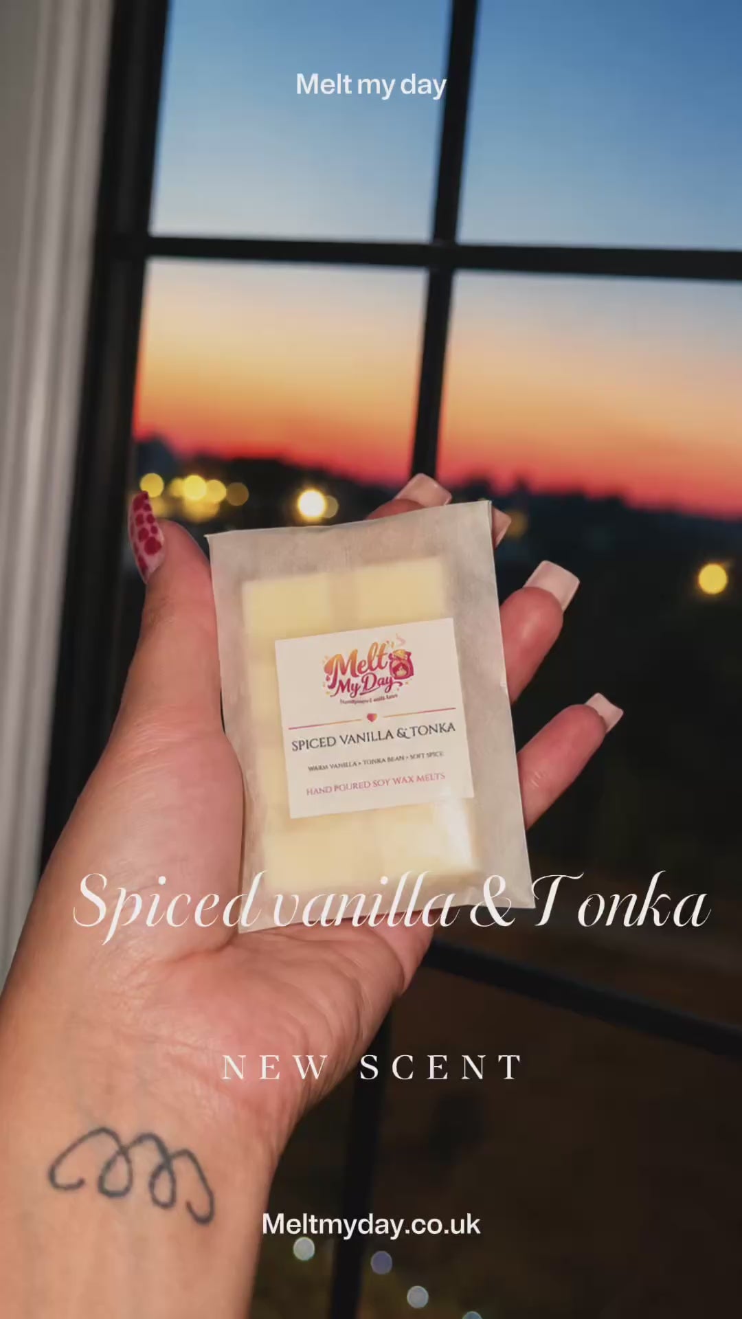 Spiced vanilla & tonka snap bar